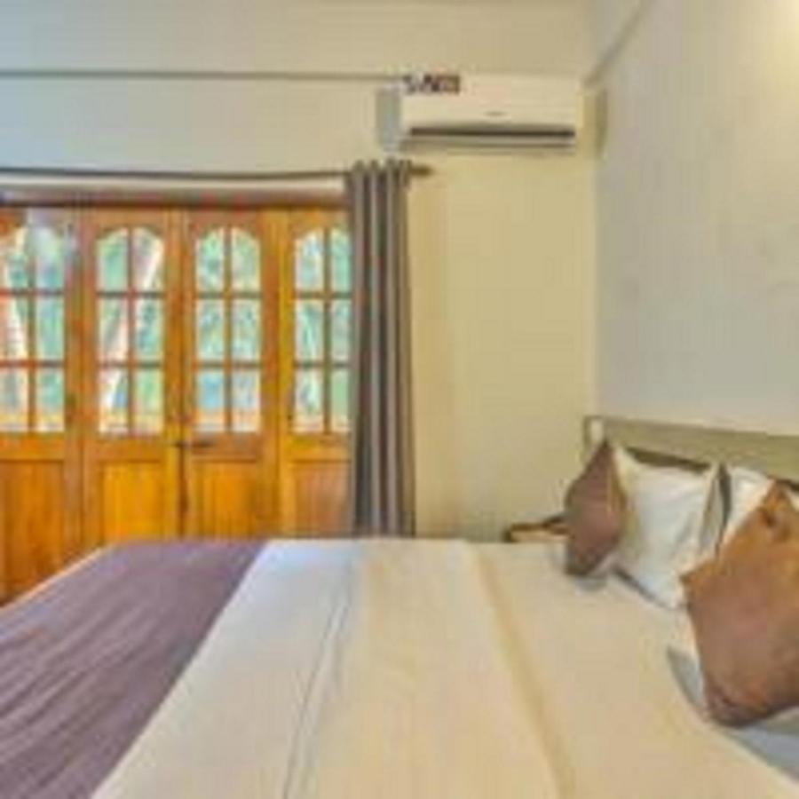 Baga Beach Paradise Hotell Exteriör bild